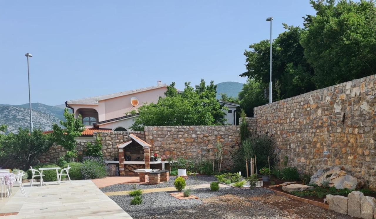 Villa Marlin Klenovica Exteriör bild